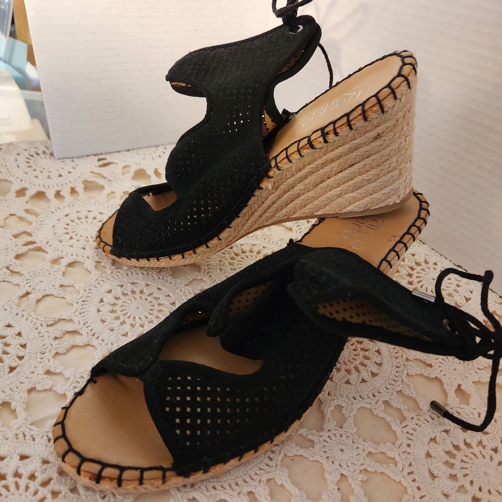 Franco Sarto Sandals - Picture 2 of 9